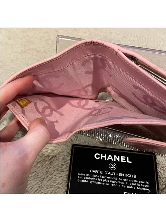 Chanel Cambon Pink Quilted Calfskin
Leather with Black Large CC Bi-fold Wallet - Picture 7 of 13